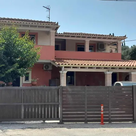 Apricot Garden Holiday home Kynopiastai